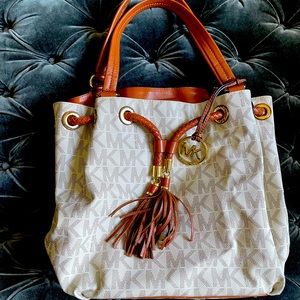 Michael Kors Signature Canvas Marina